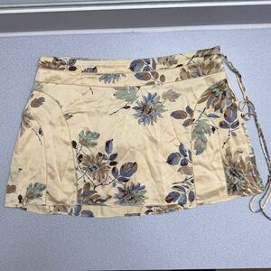NWT! Vintage Y2K Abercrombie & Fitch Silk Mini Skirt